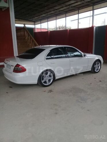 Mercedes E 220 2008, 257,000 km - 2.2 л - Şirvan