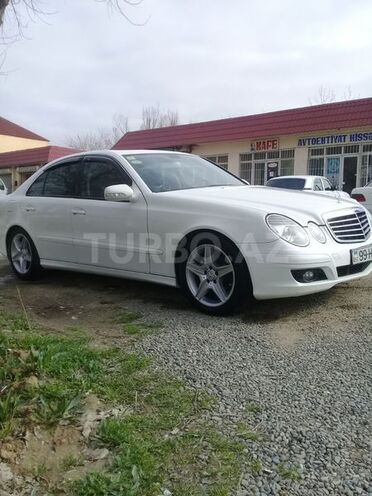 Mercedes E 220 2008, 257,000 km - 2.2 л - Şirvan