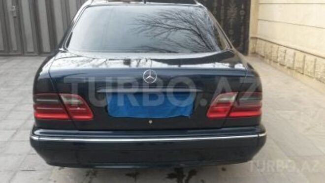 Mercedes E 290 2001, 375,000 km - 2.2 l - Bakı