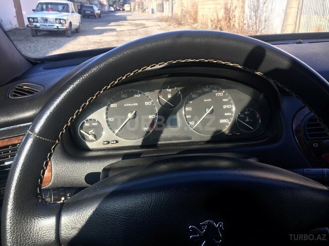 Peugeot 607 2003, 195,000 km - 2.2 л - Quba