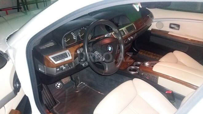 BMW 740 2005, 135,000 km - 4.0 l - Bakı