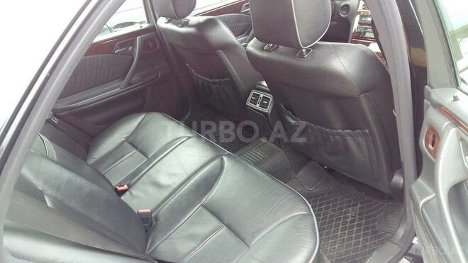 Mercedes E 320 2000, 400,000 km - 3.2 л - Bakı