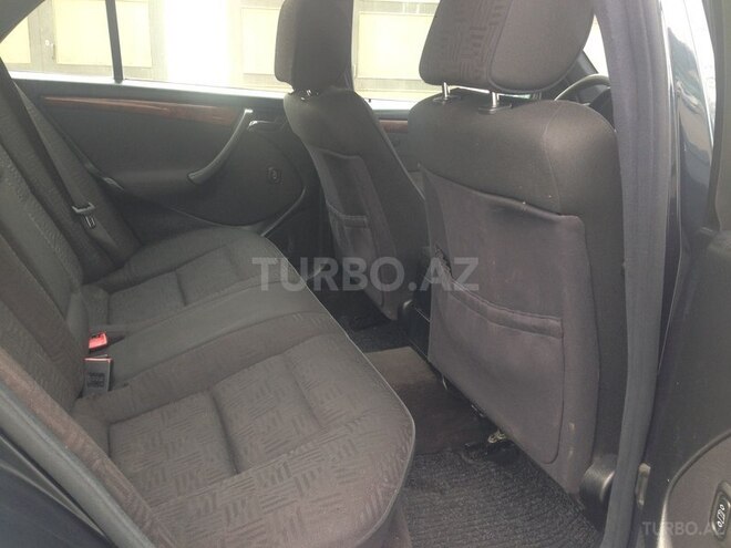 Mercedes C 240 1998, 258,900 km - 2.4 l - Bakı