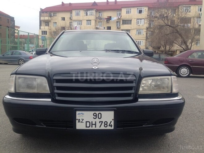 Mercedes C 240 1998, 258,900 km - 2.4 l - Bakı