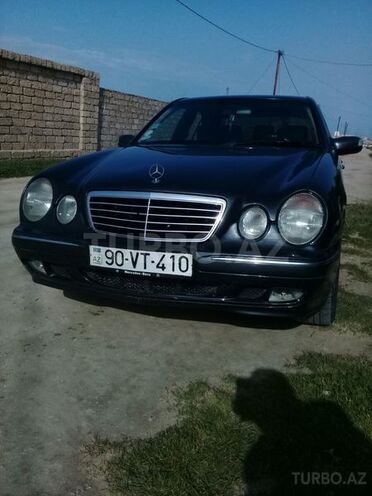 Mercedes E 220 2000, 270,000 km - 2.2 l - Bakı