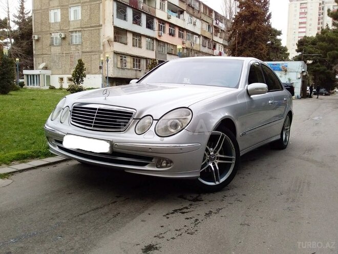 Mercedes E 240 2003, 196,000 km - 2.6 l - Bakı