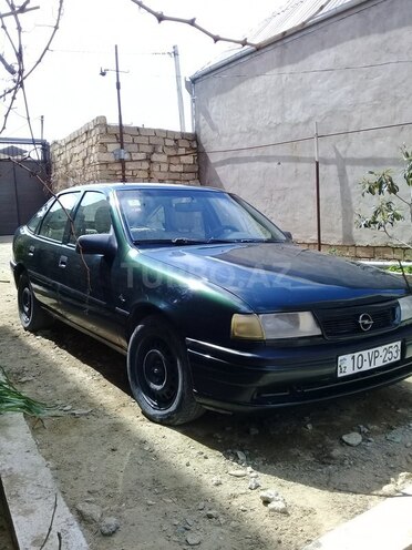 Opel Vectra 1994, 275,000 km - 1.8 l - Sumqayıt