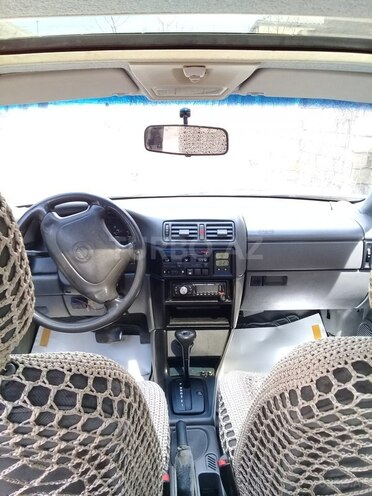 Opel Vectra 1994, 275,000 km - 1.8 l - Sumqayıt