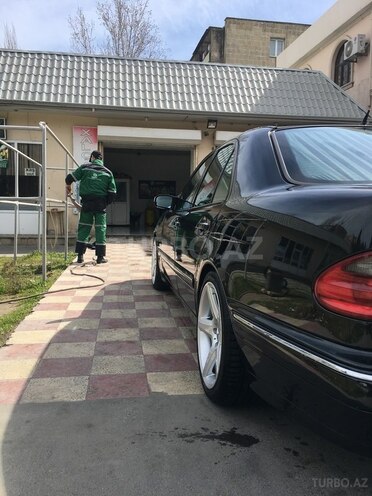 Mercedes E 320 2001, 310,000 km - 3.2 л - Bakı