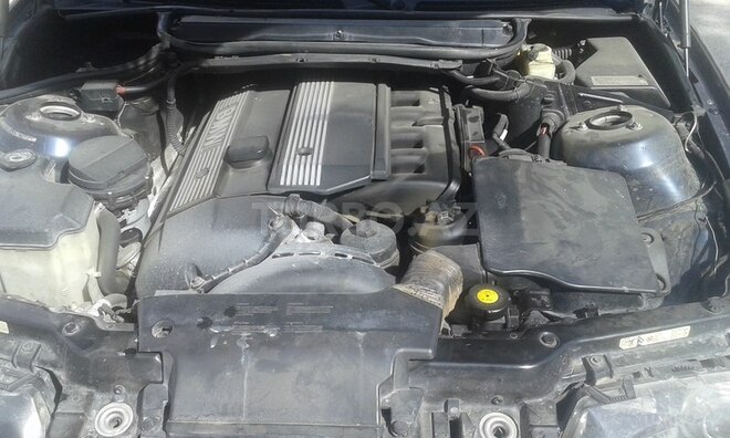 BMW 325 2001, 170,000 km - 2.5 л - Bakı