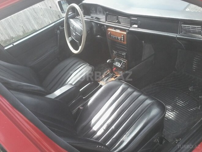 Mercedes 190 1992, 169,000 km - 2.3 l - Sumqayıt