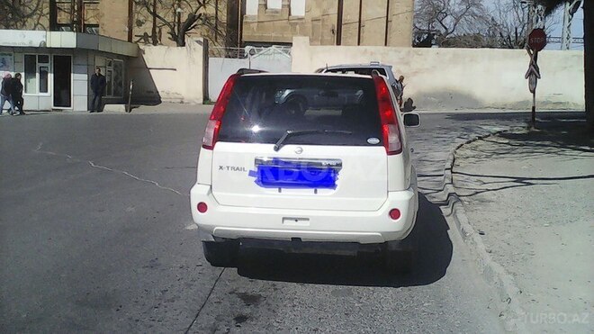 Nissan X-Trail 2005, 175,000 km - 2.0 л - Bakı