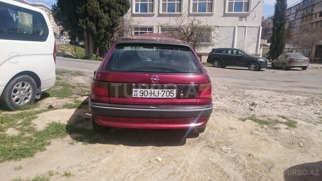 Opel Astra 1996, 199,000 km - 1.4 л - Bakı