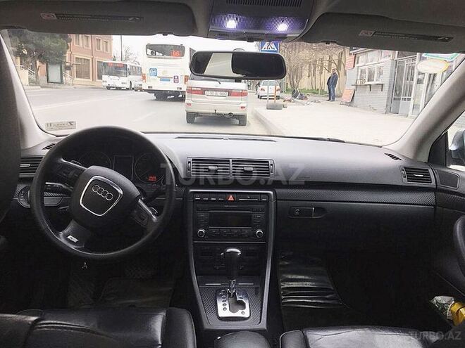 Audi A4 2006, 195,000 km - 2.0 l - Bakı