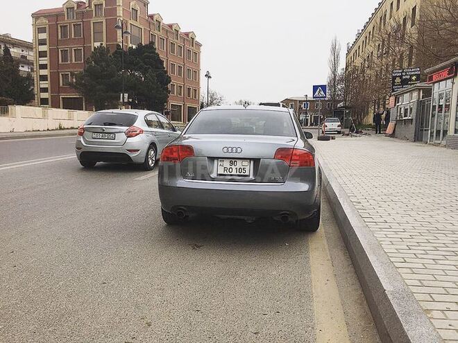 Audi A4 2006, 195,000 km - 2.0 l - Bakı