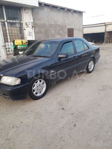 Mercedes C 220 1997, 200,000 km - 0.8 l - Cəlilabad