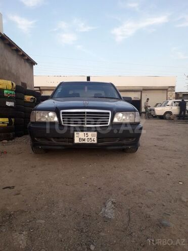 Mercedes C 220 1997, 200,000 km - 0.8 l - Cəlilabad