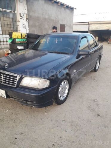 Mercedes C 220 1997, 200,000 km - 0.8 l - Cəlilabad