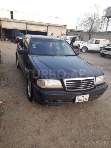 Mercedes C 220 1997, 200,000 km - 0.8 l - Cəlilabad