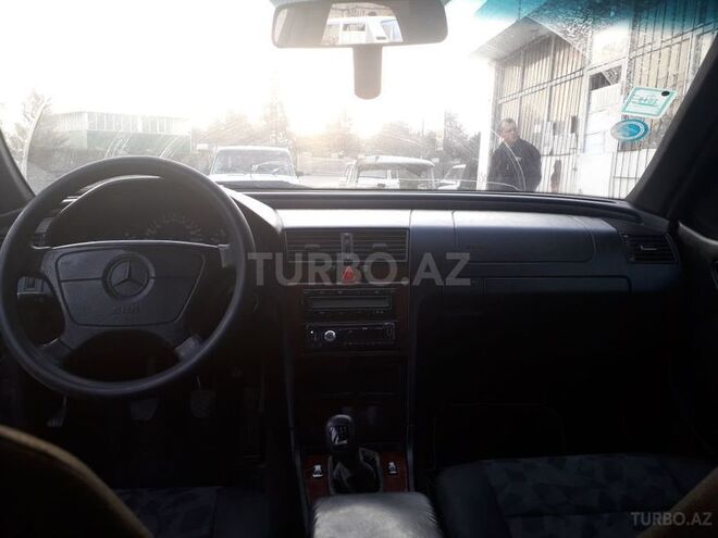 Mercedes C 220 1997, 200,000 km - 0.8 l - Cəlilabad