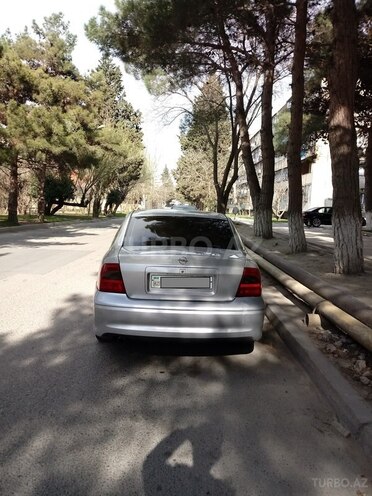 Opel Vectra 2001, 220,000 km - 1.8 l - Bakı