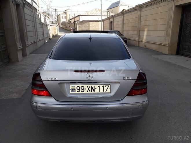 Mercedes E 220 2002, 322,250 km - 2.2 л - Bakı