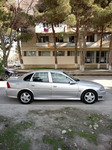 Opel Vectra 2001, 220,000 km - 1.8 l - Bakı