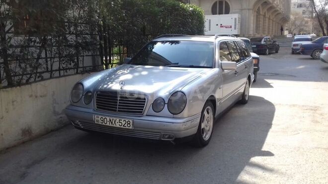 Mercedes E 230 1997, 370,000 km - 2.3 l - Bakı