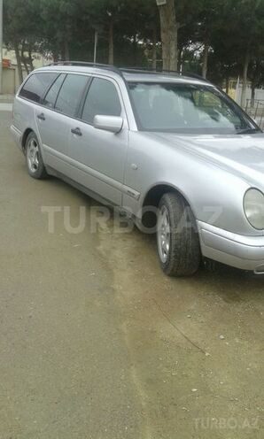 Mercedes E 230 1997, 370,000 km - 2.3 l - Bakı