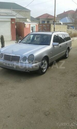 Mercedes E 230 1997, 370,000 km - 2.3 l - Bakı