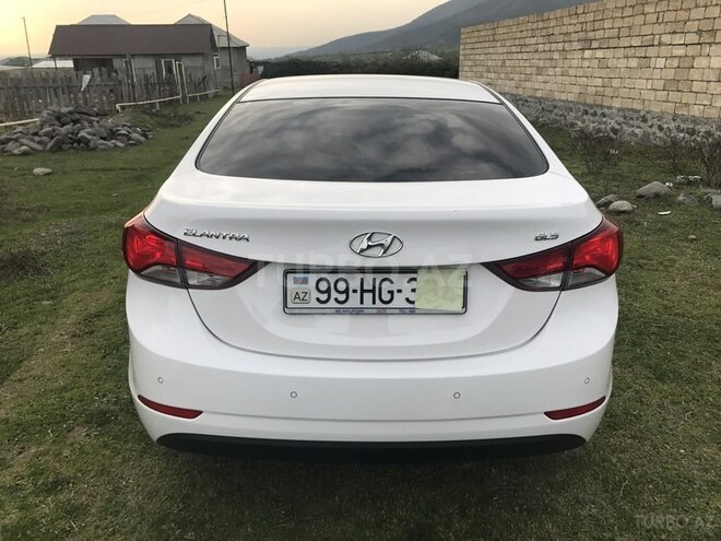 Hyundai Elantra 2014, 35,000 km - 1.8 l - Qax