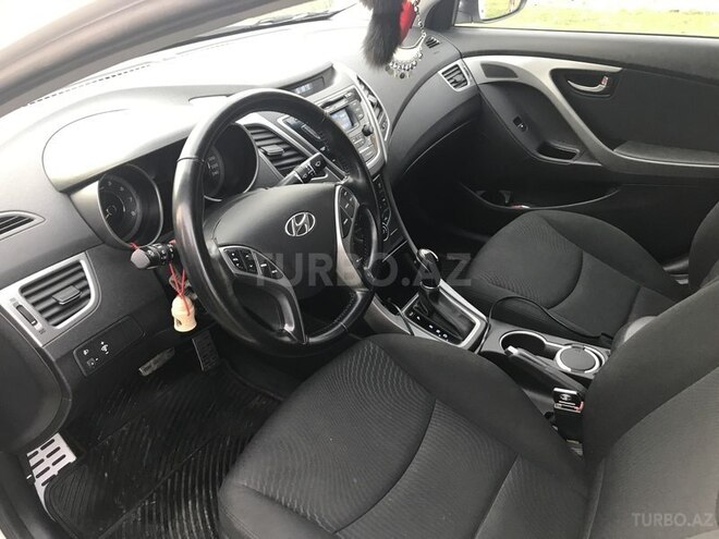Hyundai Elantra 2014, 35,000 km - 1.8 l - Qax