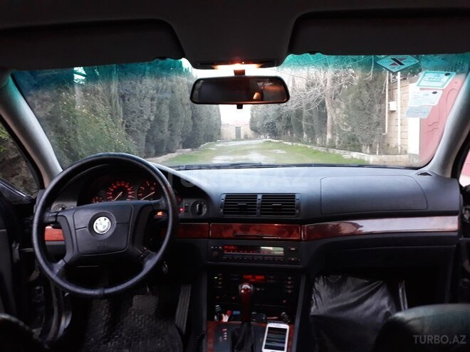 BMW 523 1998, 300,000 km - 2.5 l - Bakı