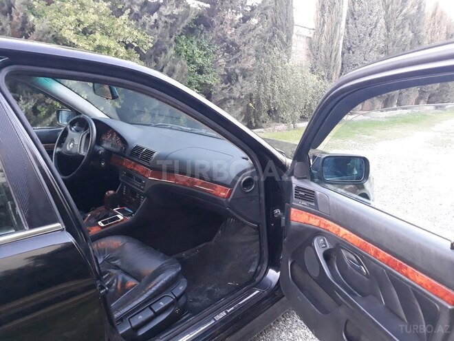 BMW 523 1998, 300,000 km - 2.5 l - Bakı