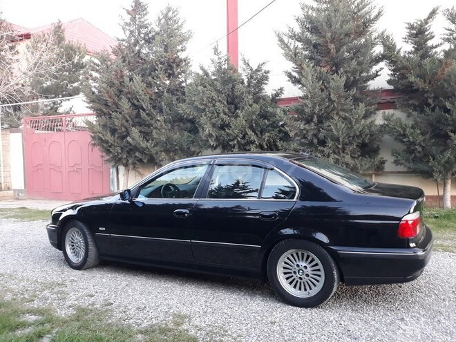 BMW 523 1998, 300,000 km - 2.5 l - Bakı
