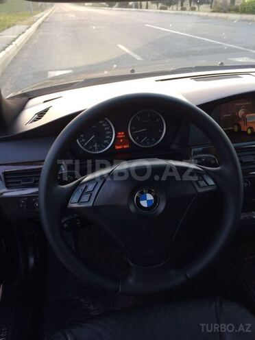 BMW 530 2004, 260,000 km - 3.0 l - Bakı