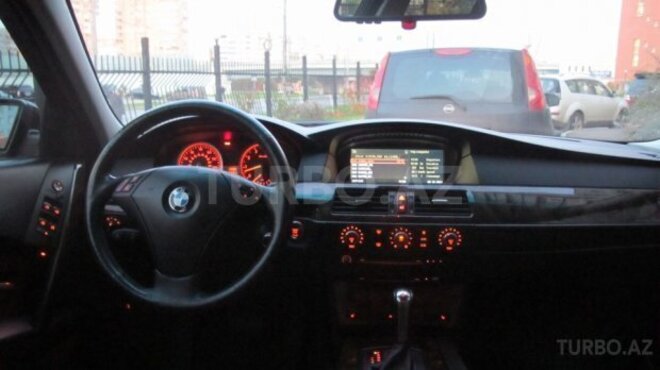 BMW 530 2004, 260,000 km - 3.0 l - Bakı
