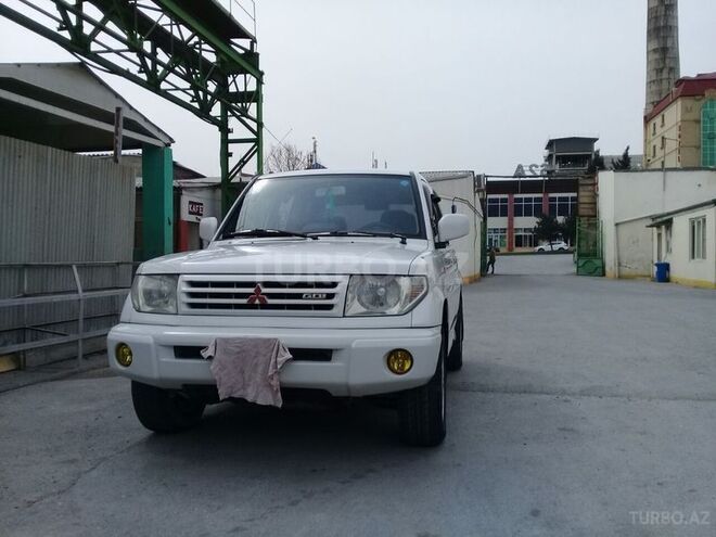 Mitsubishi Pajero io 2001, 158,642 km - 1.8 l - Bakı