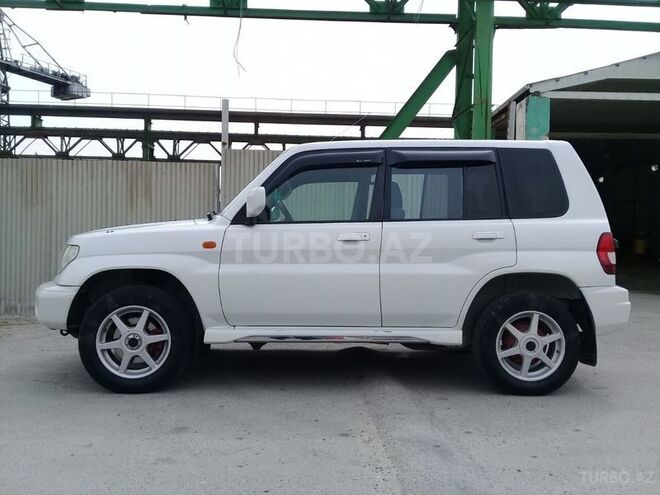 Mitsubishi Pajero io 2001, 158,642 km - 1.8 l - Bakı