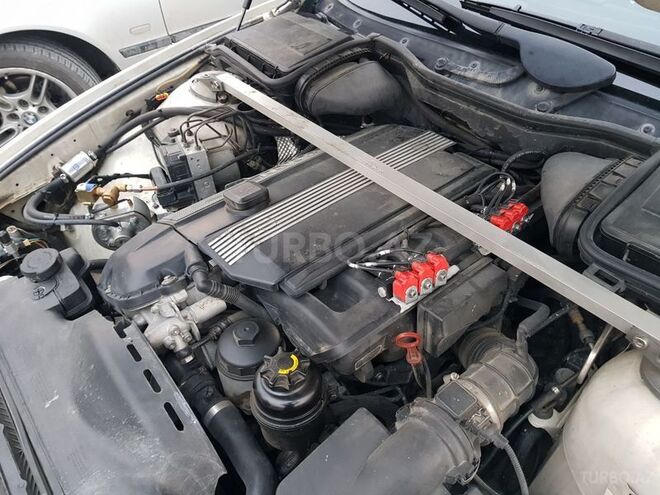 BMW 525 2001, 240,000 km - 0.3 l - Sumqayıt