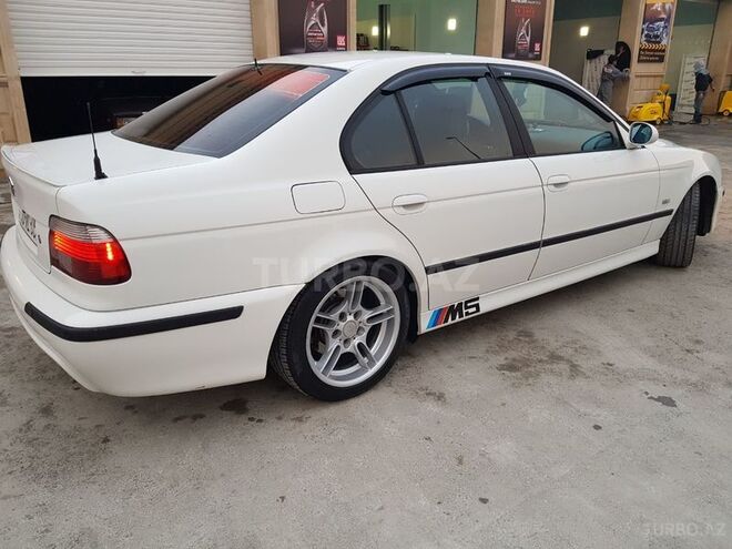 BMW 525 2001, 240,000 km - 0.3 l - Sumqayıt