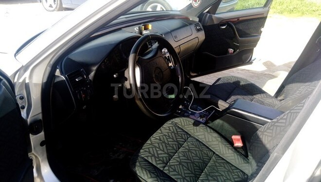 Mercedes C 180 1995, 444,131 km - 1.8 l - Bakı
