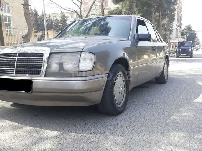 Mercedes E 230 1991, 353,000 km - 2.3 л - Bakı