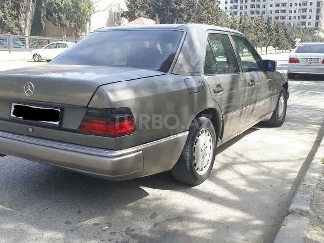 Mercedes E 230 1991, 353,000 km - 2.3 л - Bakı