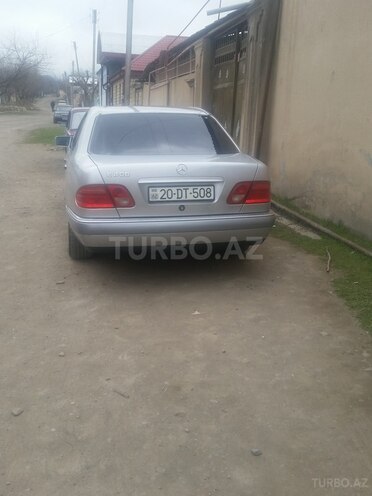 Mercedes E 200 1997, 350,000 km - 0.2 l - Tovuz