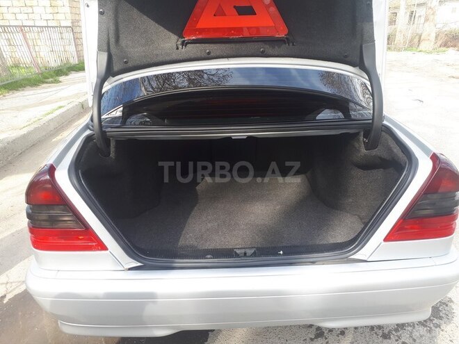 Mercedes C 240 1998, 300,000 km - 2.4 l - Mingəçevir