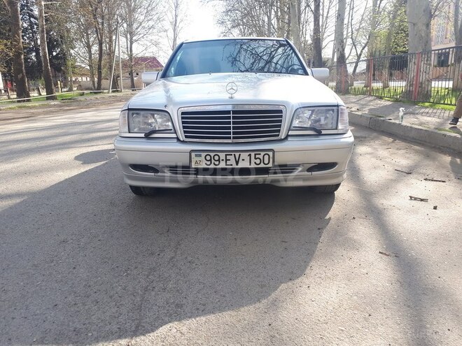 Mercedes C 240 1998, 300,000 km - 2.4 l - Mingəçevir