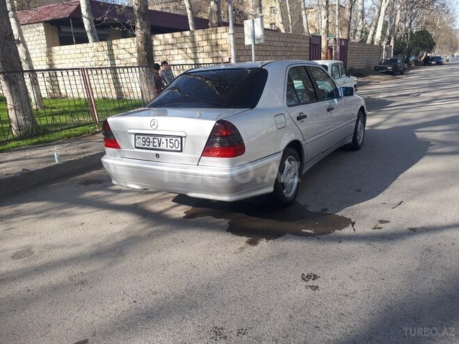 Mercedes C 240 1998, 300,000 km - 2.4 l - Mingəçevir