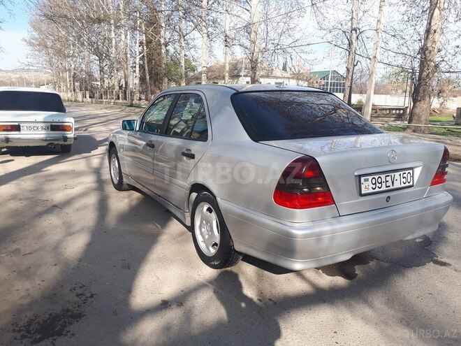 Mercedes C 240 1998, 300,000 km - 2.4 l - Mingəçevir