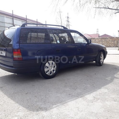 Opel Astra 1993, 35,000 km - 1.6 l - Bakı